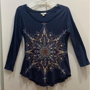 Lucky Lotus - Casual Top